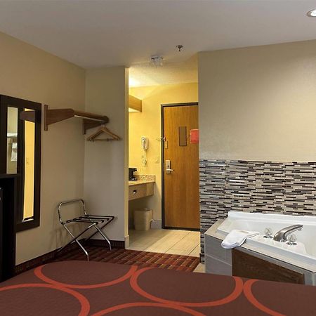 Мотель Super 8 By Wyndham Paris Il Екстер'єр фото